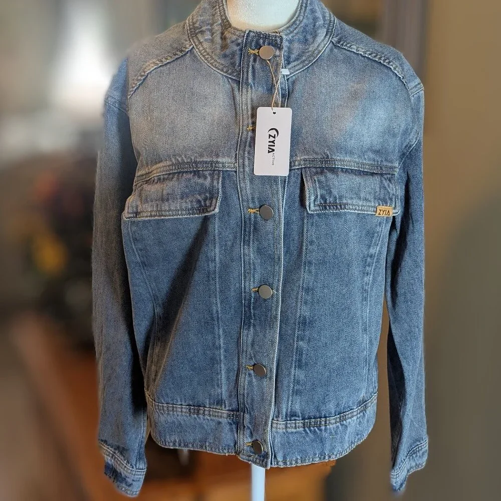 NWT Zyia Faded Indigo Crossroads Denim Jacket 2, Size M - Picture 1 of 13